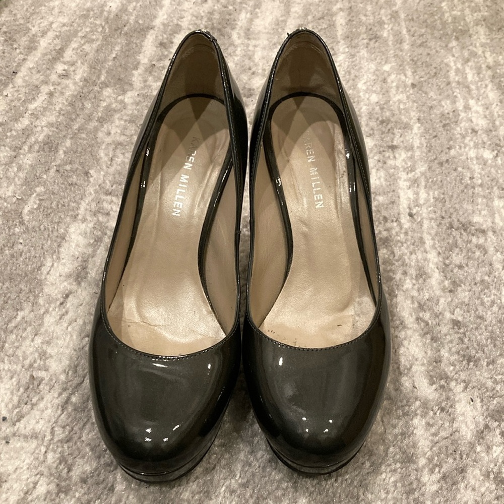 Karen Millen patent pumps